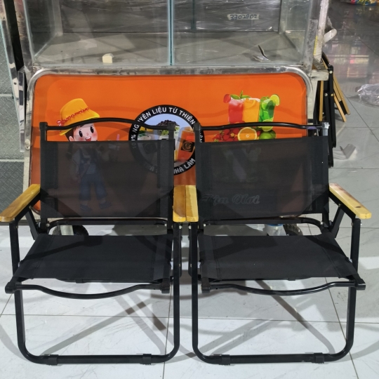 4 GHẾCAMPING ĐEN + BÀN LÁ VUÔNG