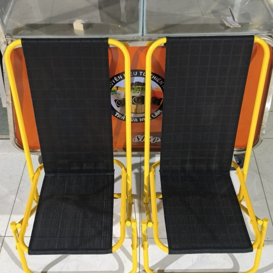 4 GHẾ SẮT CAO + BÀN TRÒN