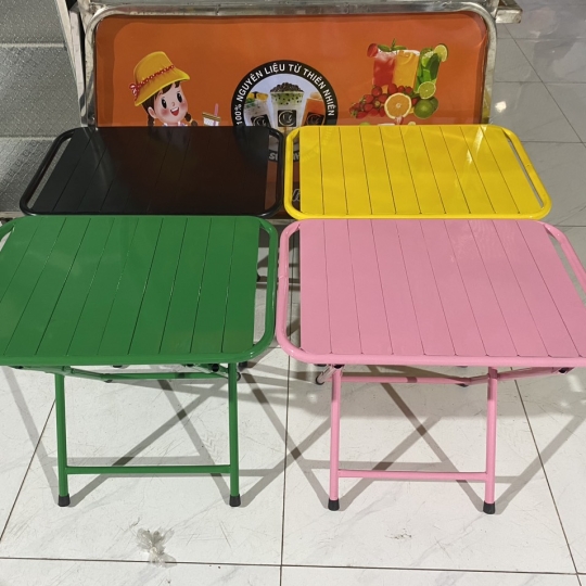 4 GHẾ INOX CAO + BÀN LÁ VUÔNG