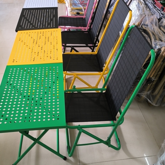 4 GHẾ SAT THẤP + BÀN CNC VUÔNG(40*60)