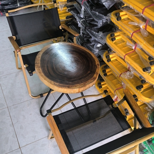 4 GHẾCAMPING ĐEN + BÀN ME TÂY(50-60CM)