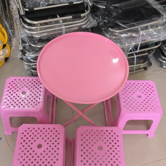 BÀN TRÒN+4 GHẾ NHỰA DT