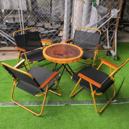 4 GHẾ ĐEN+BÀN ME TÂY(50-*60CM)