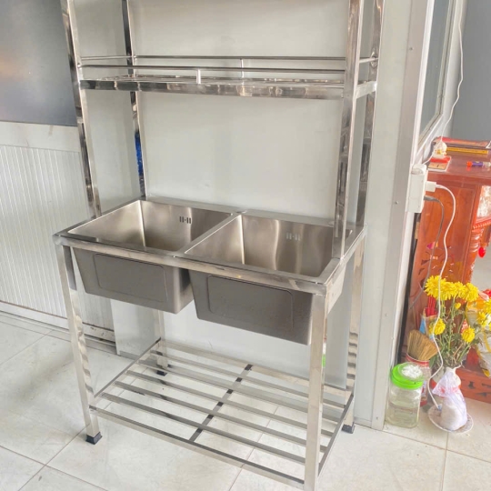 2 HỘC ĐÚC+KỆ (GIA ĐÌNH) 